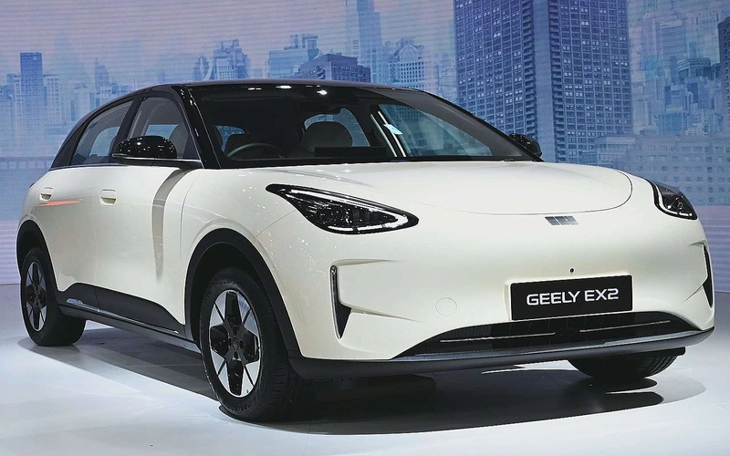 Foto oficial do Geely EX2